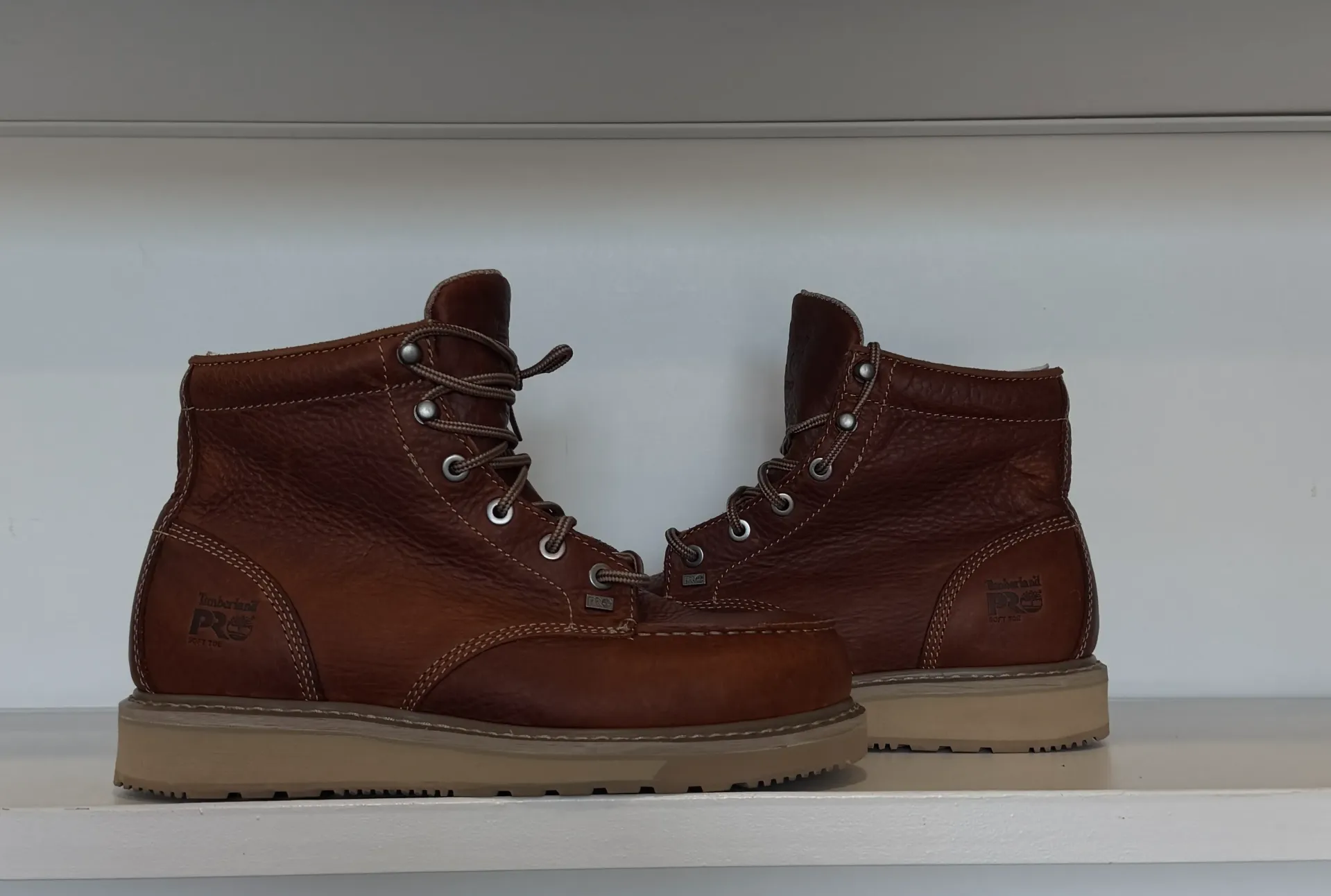 [089647] Timberland Barstow RED (089647) (7.5 M)