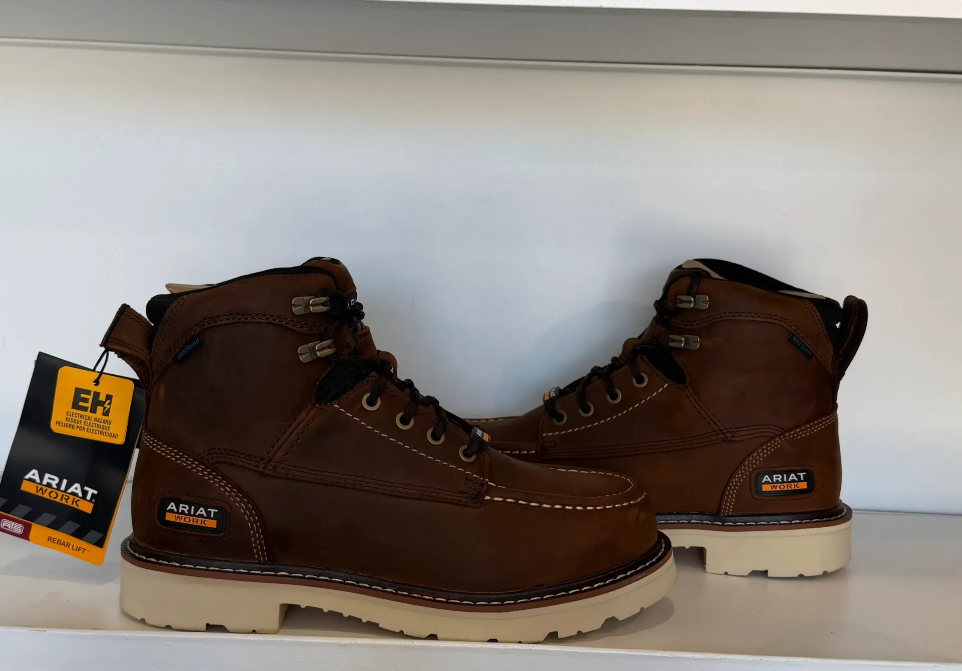 Ariat Lift 6 H2O BROWN