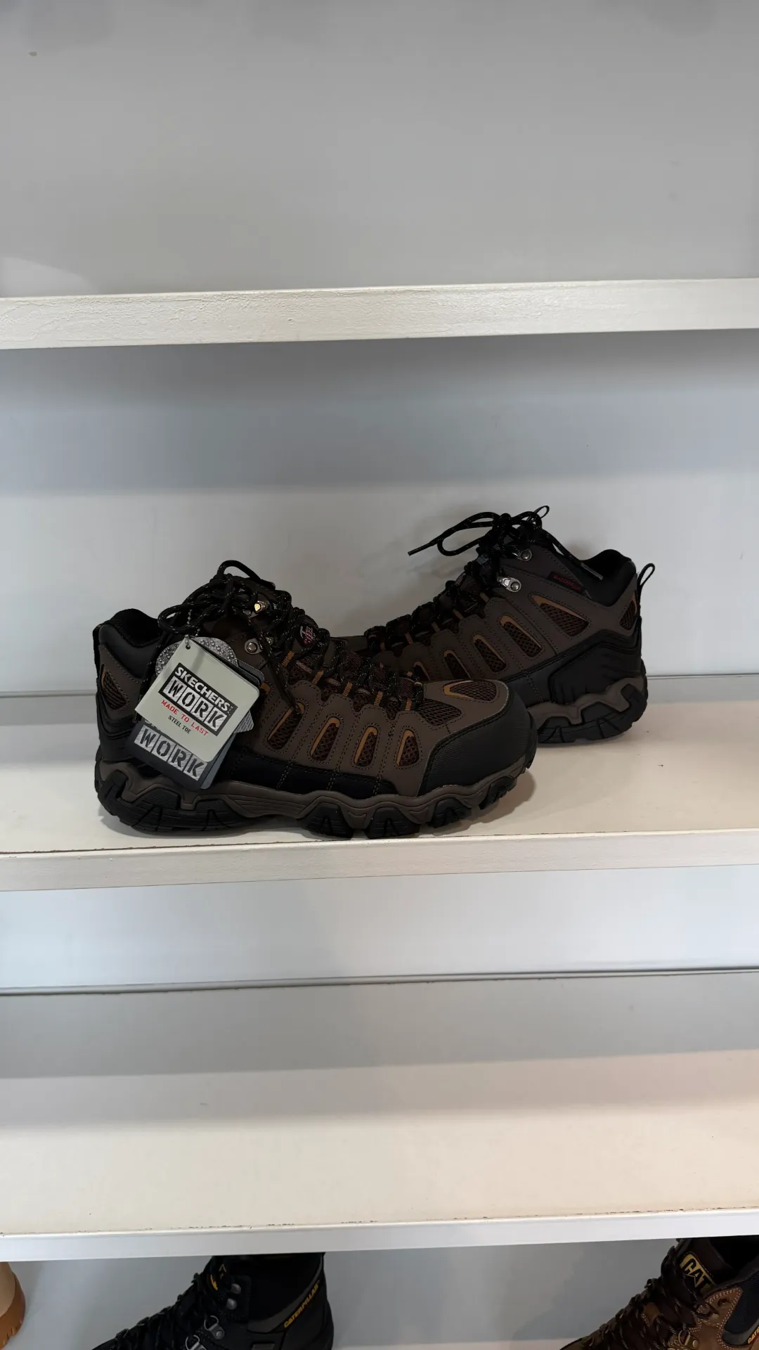 [Work Zone] Skechers BLAIS-BIXFORD BROWN (7 M)