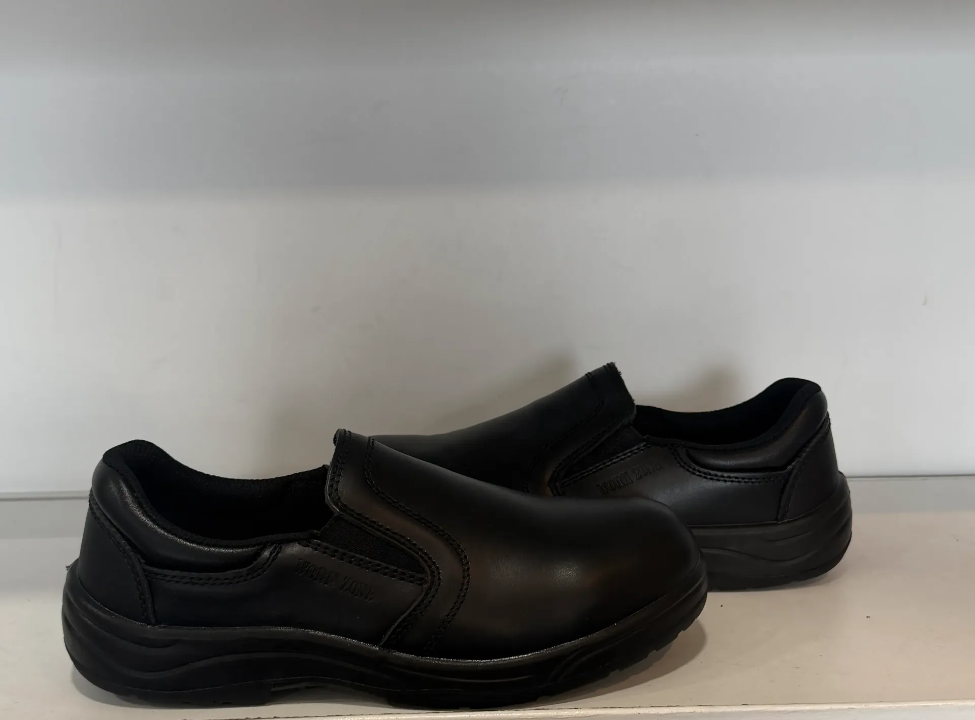 Work Zone 4" Black Slip On UL SR BLACK
