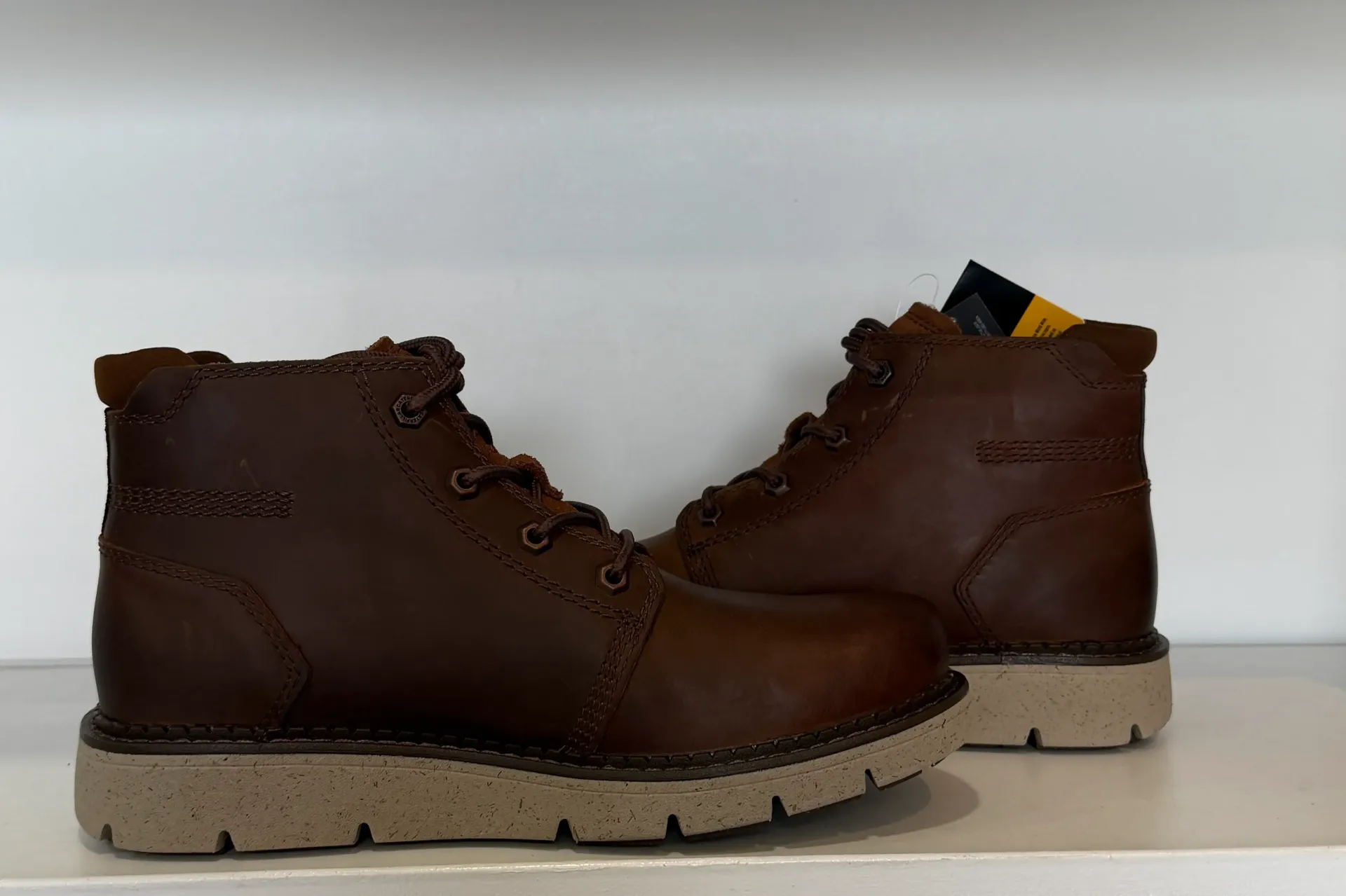 Caterpillar MID BROWN