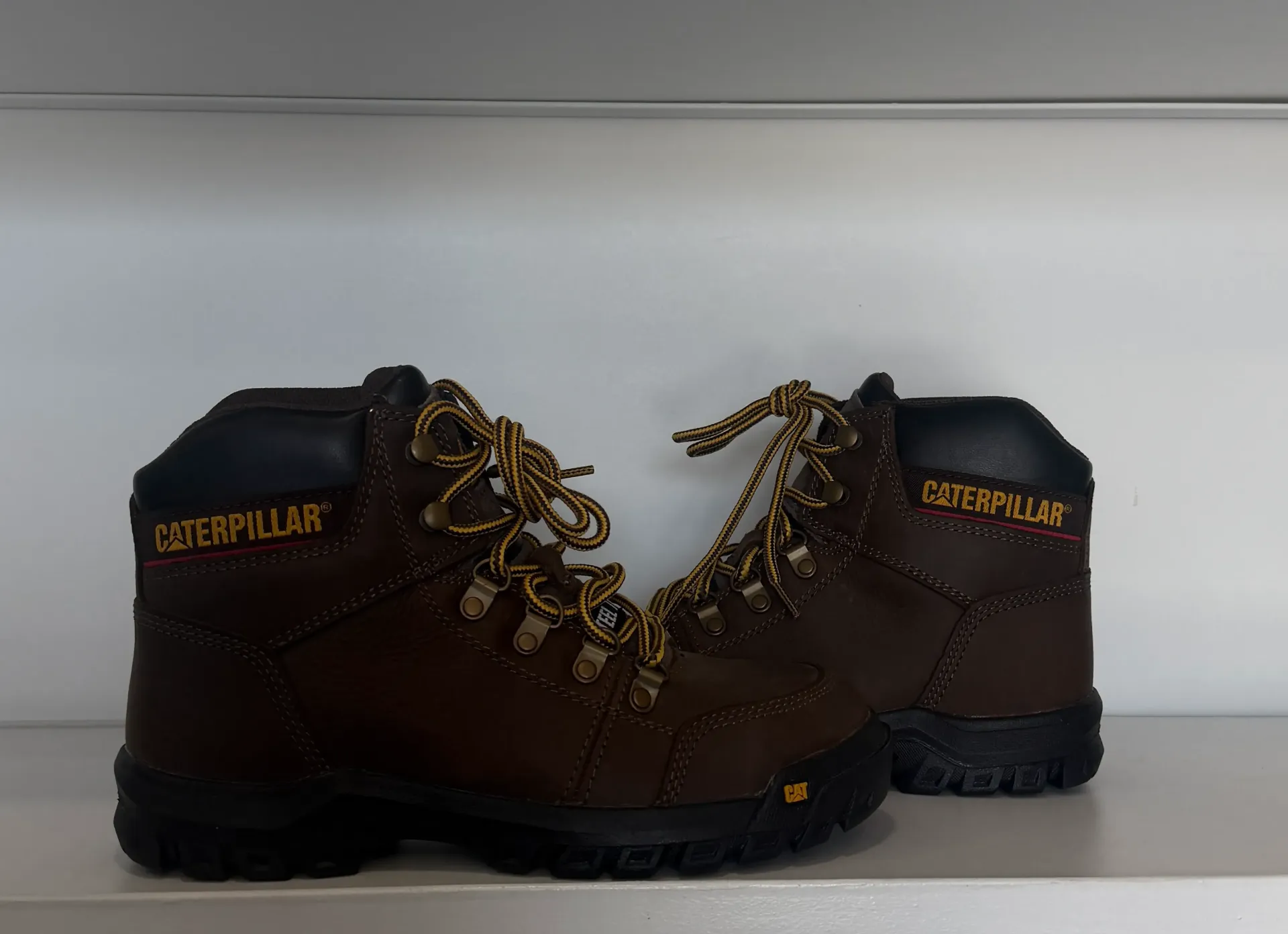 Caterpillar BROWN