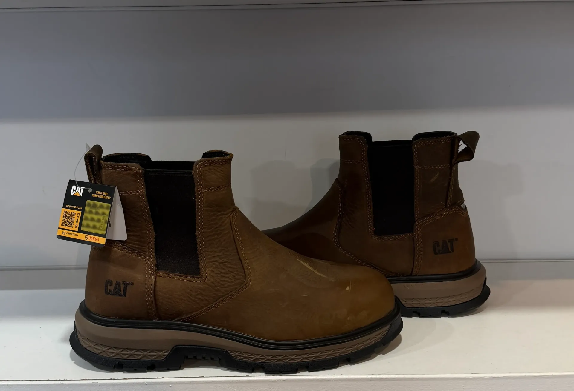 Caterpillar Chelsea ASTM/Alloy Toe BRUN